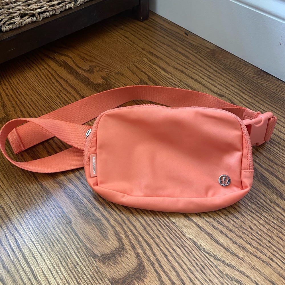 lululemon Coral/Peach Crossbody Belt Bag